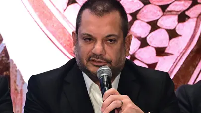 SON DAKİKA | Trabzonspor Başkanı Ertuğrul Doğan'ın aracına saldırı SON DAKİKA | Trabzonspor Başkanı Ertuğrul Doğan'ın aracına saldırı