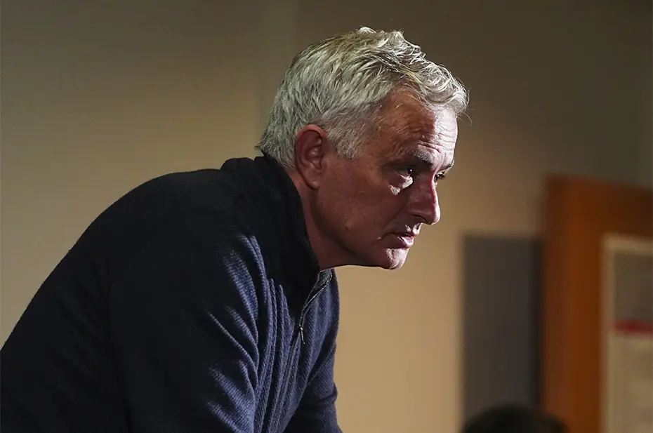Ve Mourinho'dan maç biter bitmez Saint-Maximin açıklaması geldi: İşte kararın nedeni - 4 Ve Mourinho'dan maç biter bitmez Saint-Maximin açıklaması geldi: İşte kararın nedeni - 4