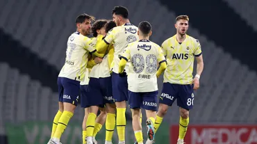 Spor Toto Süper Lig Puan Durumu | Fenerbahçe, Olimpiyat'ta geriden gelerek kazandı