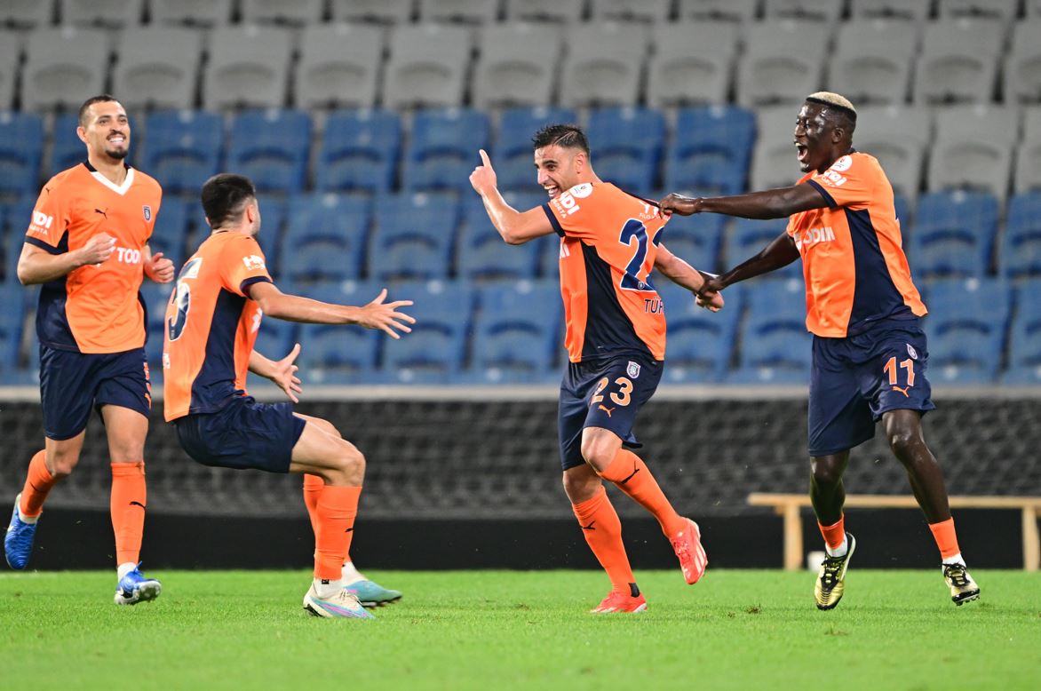PLAY-OFF | Başakşehir - St. Patrick’s maçı ne zaman, saat kaçta ve hangi kanalda?