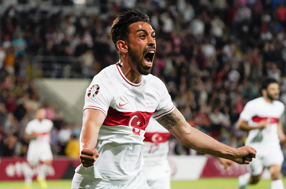 İrfan Can Kahveci için dikkat çeken transfer teklifi: Para vermiyor, istiyorlar - 1 İrfan Can Kahveci için dikkat çeken transfer teklifi: Para vermiyor, istiyorlar - 1