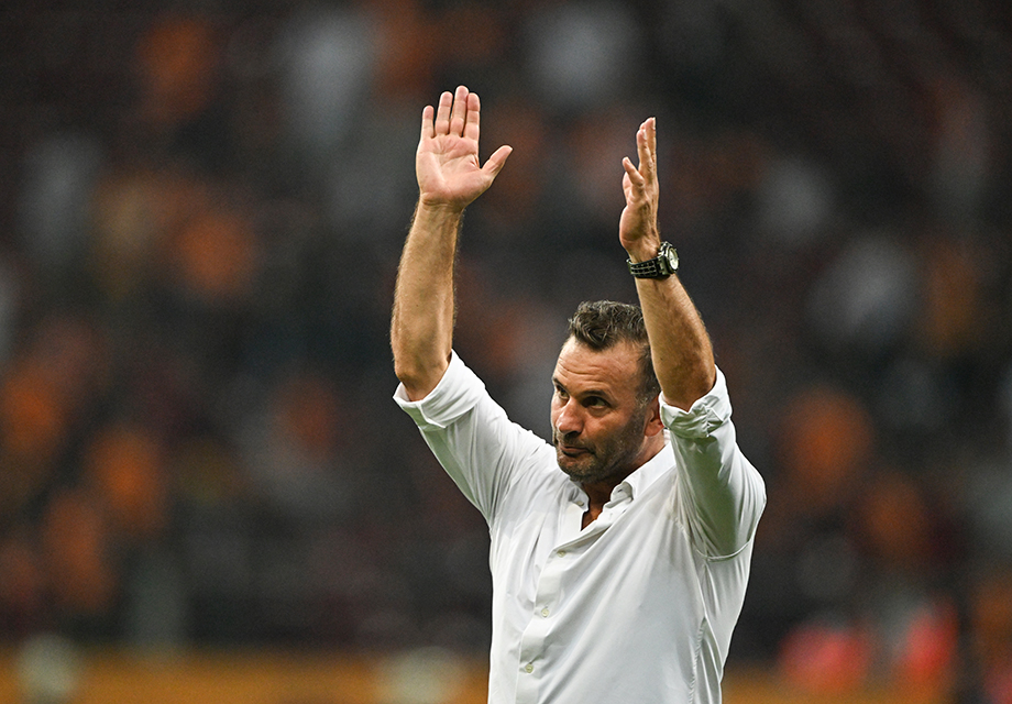 Okan Buruk'tan Midtsjö için transfer; Icardi için sakatlık sözleri