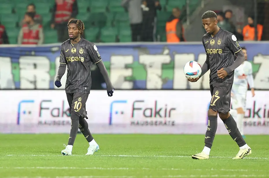 Alanyaspor - Trabzonspor maçı ne zaman, saat kaçta? Alanyaspor - Trabzonspor maçı hangi kanalda? - 3 Alanyaspor - Trabzonspor maçı ne zaman, saat kaçta? Alanyaspor - Trabzonspor maçı hangi kanalda? - 3