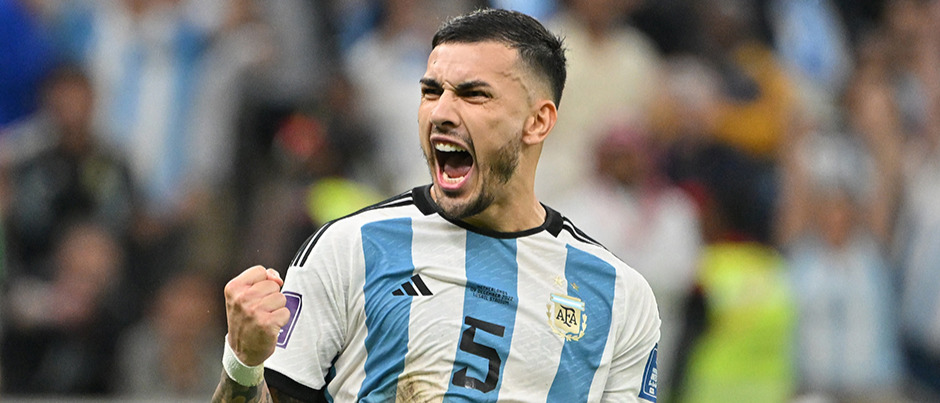 Trabzonspor taraftarları Ertuğrul Doğan'dan istemişti: Leandro Paredes yeni takımına imzayı attı