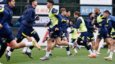 Fenerbahçe, Süper Lig'e verilen arada hazırlıklarını sürdürdü