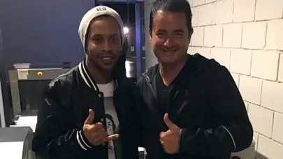 Ronaldinho kimdir, kaç yaşında futbolu bıraktı?Ronaldinho Survivor’a katılacak mı?