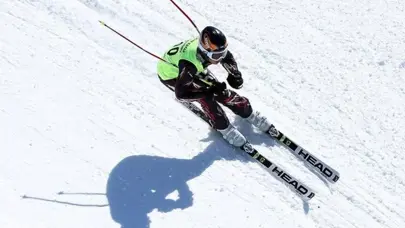 Milli kayakçılardan Yunanistan'da 9 madalya