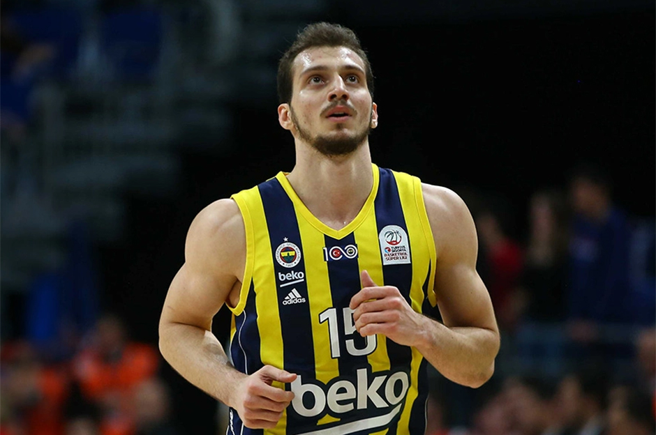 Fenerbahçe Beko'da iç transfer