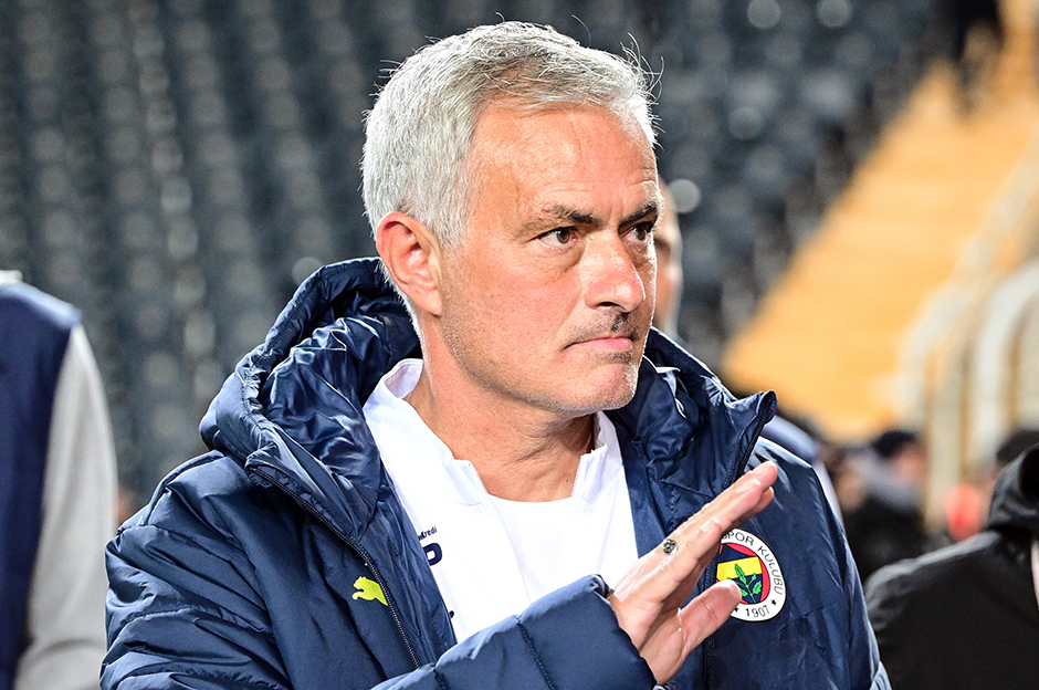 Jose Mourinho'dan 3-5-2 denemesi