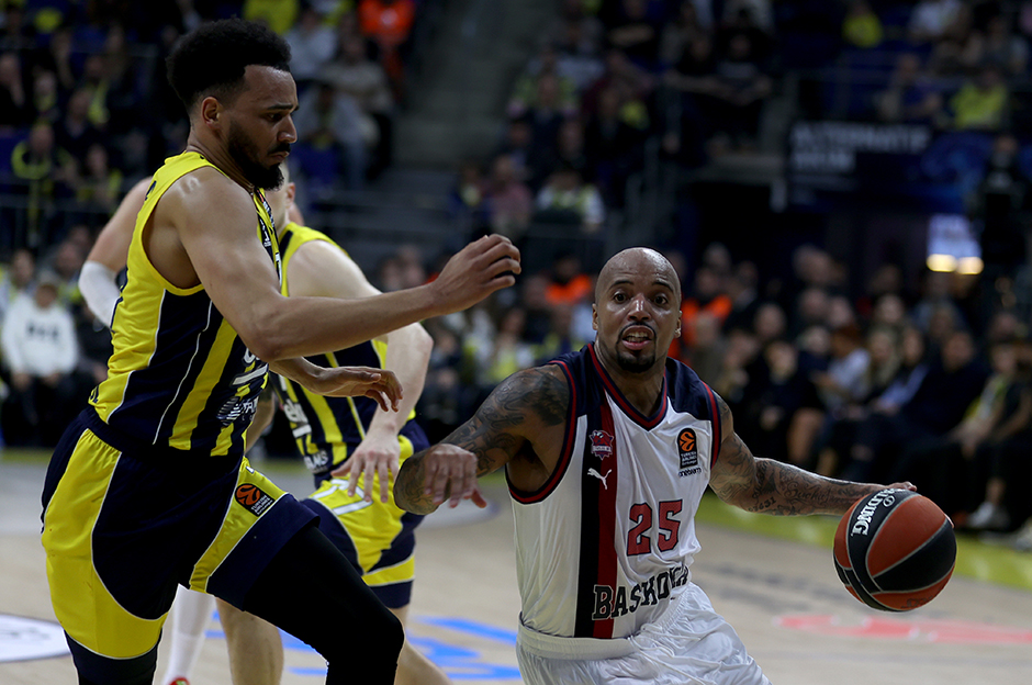 Fenerbahçe Beko son çeyrekte farkı açtı