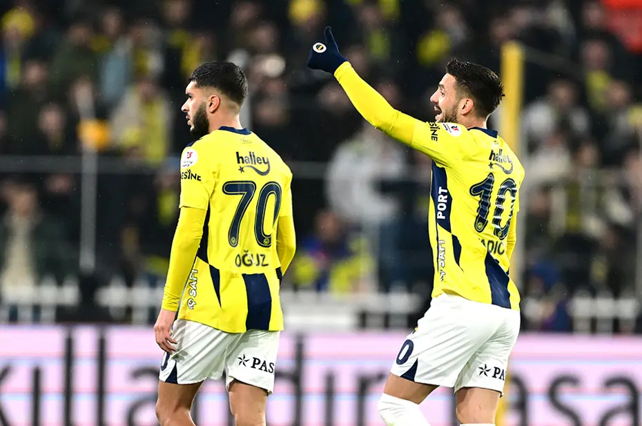 Şampiyonluğu mucizelere bırakan Fenerbahçe'de taraftarı kahreden gerçek - 7