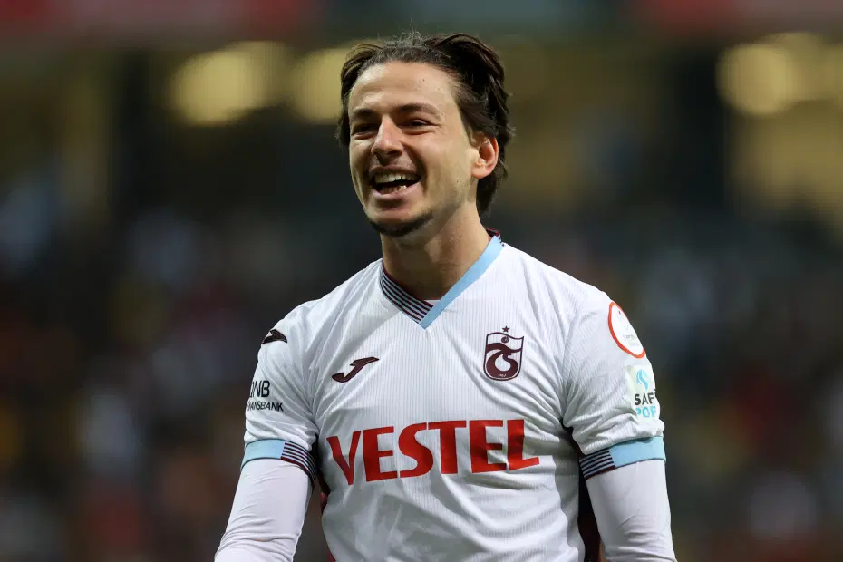 "Enis maçın kahramanıydı" | Spor yazarları Trabzonspor için ne dedi? - 4 "Enis maçın kahramanıydı" | Spor yazarları Trabzonspor için ne dedi? - 4