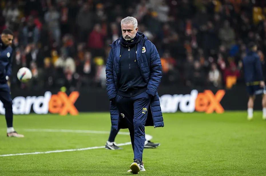 Spor hukukçuları açıkladı: Jose Mourinho kaç maç ceza alacak? - 3 Spor hukukçuları açıkladı: Jose Mourinho kaç maç ceza alacak? - 3