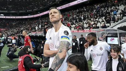 Beşiktaş'ta Weghorst için son karar Van Bronckhorst'un