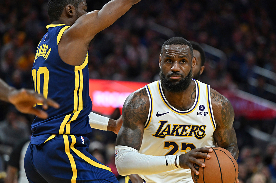Los Angeles Lakers iki uzatmada kazandı