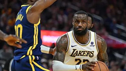 Los Angeles Lakers iki uzatmada kazandı