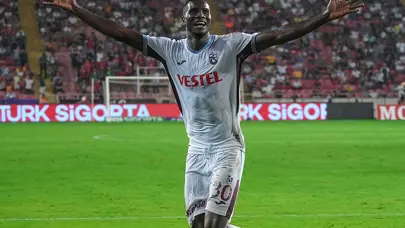 Onuachu'dan "Nwakaeme" performansı