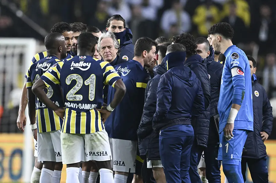 "Fenerbahçe'nin bu psikolojiyle sezonu tamamlama ihtimali yok" - 11 "Fenerbahçe'nin bu psikolojiyle sezonu tamamlama ihtimali yok" - 11