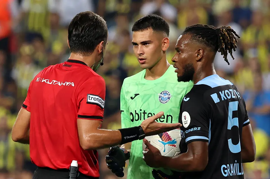 Süper Lig'de sezonun ilk şampiyonluk tahmini yapıldı: İşte sonuçlar... - 4