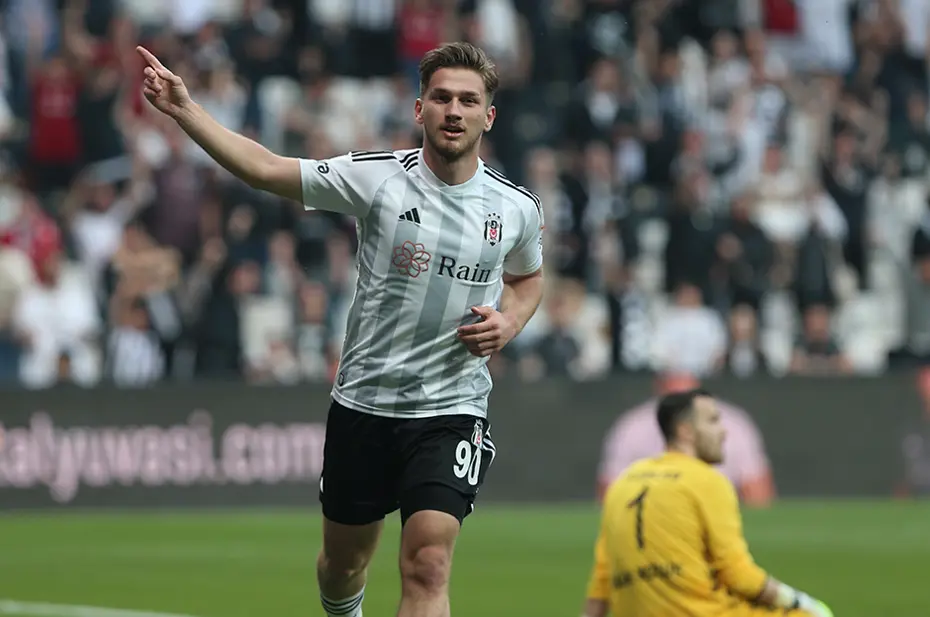 Semih Kılıçsoy'dan EURO 2024 itirafı: "O pozisyon içimde kaldı" - 10 Semih Kılıçsoy'dan EURO 2024 itirafı: "O pozisyon içimde kaldı" - 10