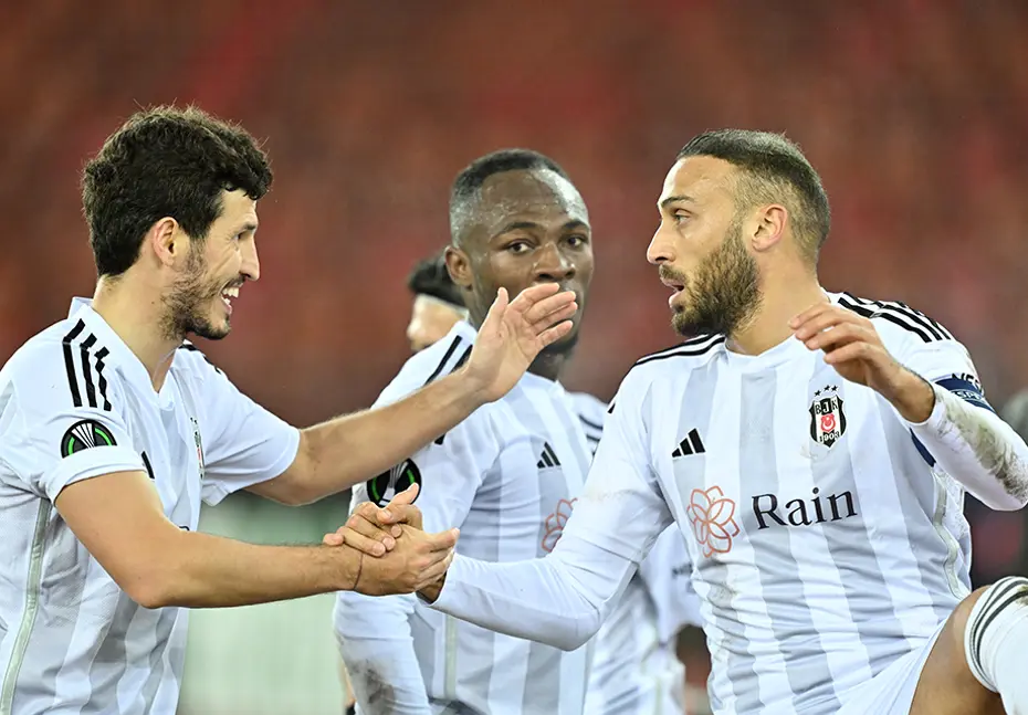 "Genç Kartal'ın zafer gecesi" | Spor yazarları Beşiktaş için ne dedi? - 2