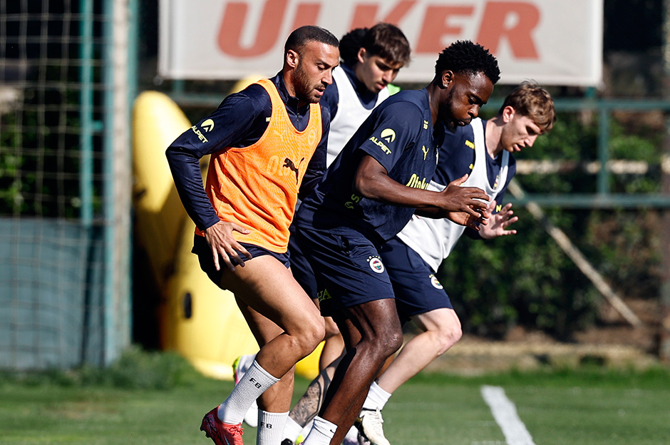 Fenerbahçe'de Eyüpspor mesaisi başladı