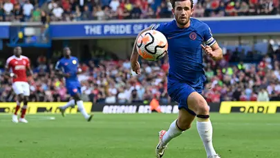 Fenerbahçe'ye 50 milyon euroluk bek: Pep Guardiola öve öve bitirememişti