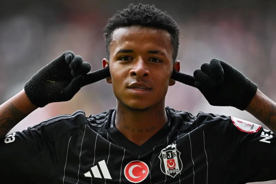 Keny Arroyo Beşiktaş'a imza atma nedenini açıkladı - 1
