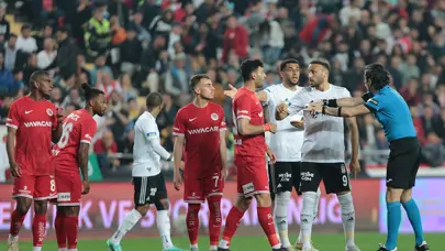 "Yediğimiz golde korner kararı değil aut kararı olmalıydı"