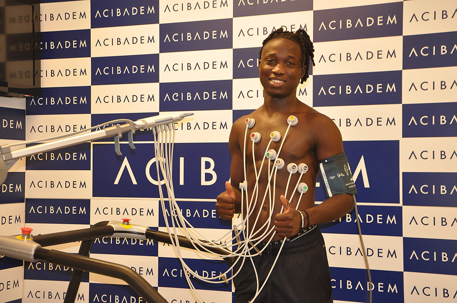 Volkan Demirel'den sol kanada Portekizli genç yetenek