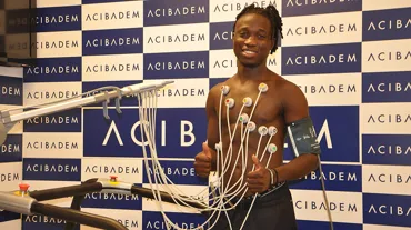 Volkan Demirel'den sol kanada Portekizli genç yetenek