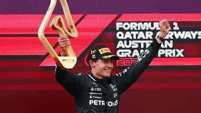 Formula 1'de olaylı yarışı George Russell kazandı