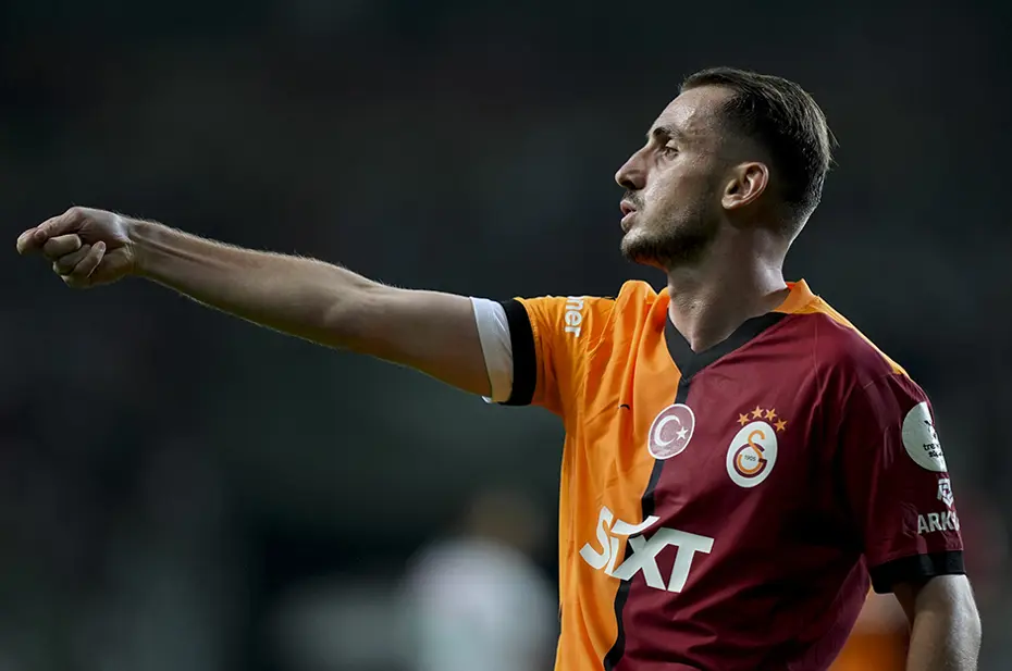 Trio ekibinden net yorum: "Icardi'nin iptal edilen golü öncesi faul var mı?" - 9 Trio ekibinden net yorum: "Icardi'nin iptal edilen golü öncesi faul var mı?" - 9