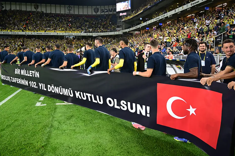 Fenerbahçe'den 30 Ağustos'a özel koreografi - 12