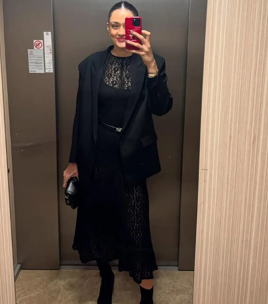 Zehra Güneş'in ayna karşısındaki pozları sosyal medyayı salladı: "Kıyafet kontrolü" - 9