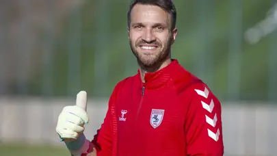 Okan Kocuk: Muslera ile rekabet etmek zor