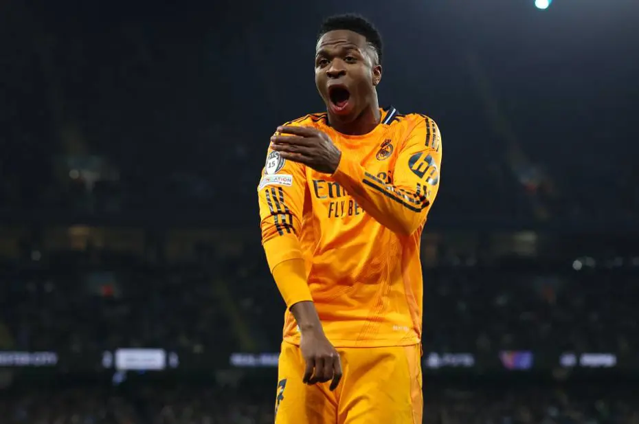 Pankart ayrı cevap ayrı olay: Vinicius, Şampiyonlar Ligi'nde tarihi maçın önüne geçti - 5