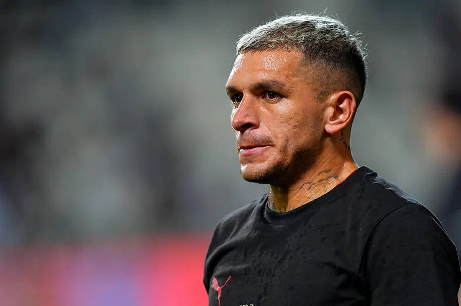 Lucas Torreira ülkesine döndü: Başakşehir maçında yok - 5