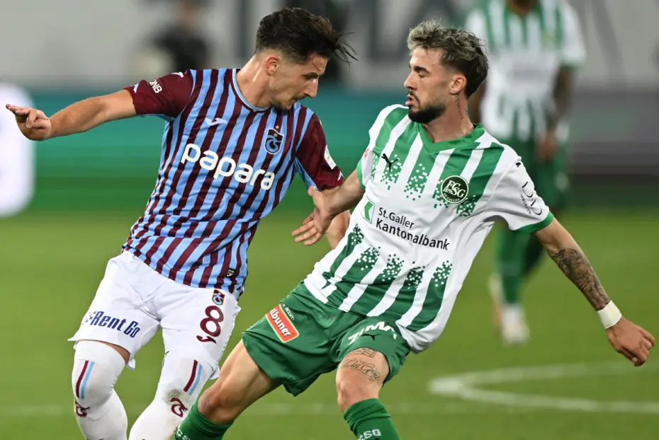 "Avcı ters köşe yaptı" | Spor yazarları, St. Gallen-Trabzonspor maçını değerlendirdi - 5