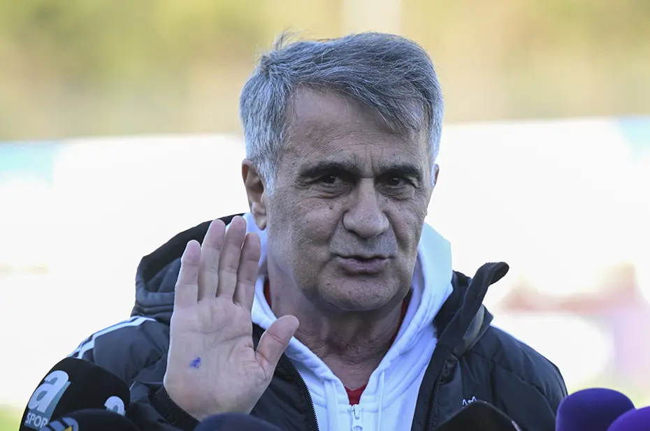 "Şenol Güneş'ten iki yıldıza kesik" - 2 "Şenol Güneş'ten iki yıldıza kesik" - 2