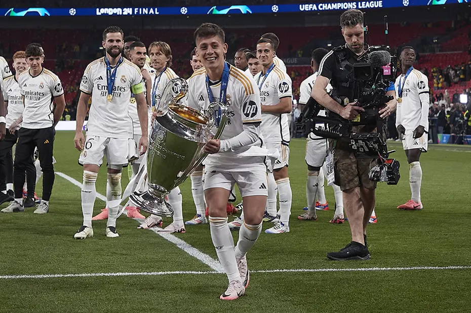 Real Madrid'in Arda Güler mutluluğu - 6 Real Madrid'in Arda Güler mutluluğu - 6