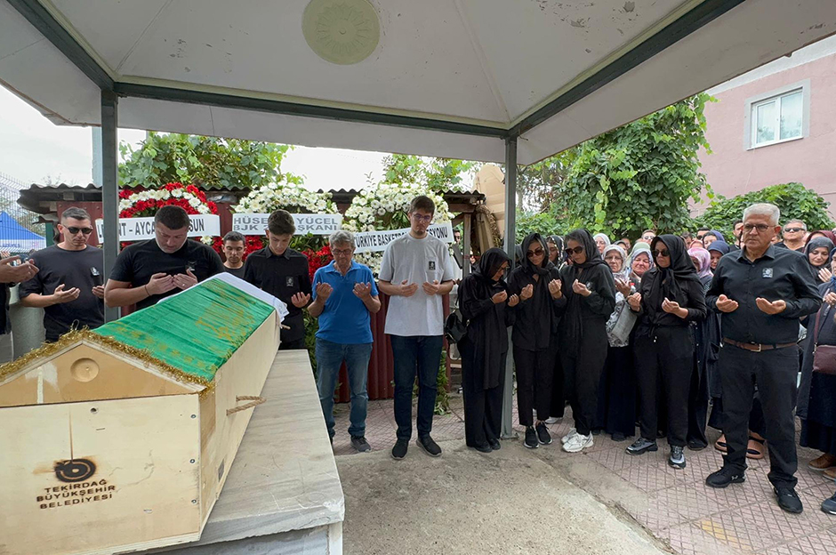 İlkan Karaman son yolculuğuna uğurlandı