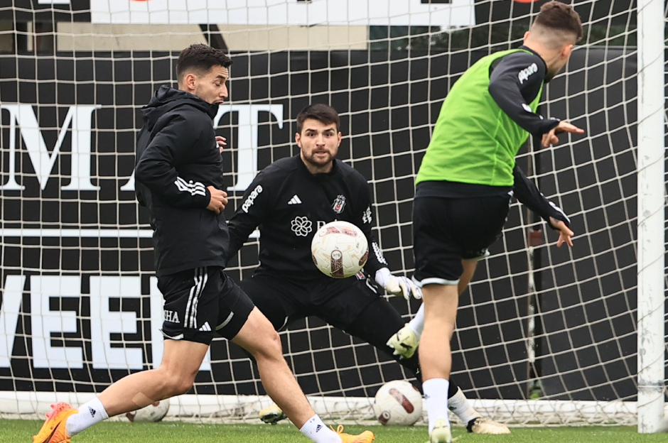 Beşiktaş'ta Çaykur Rizespor mesaisi devam ediyor