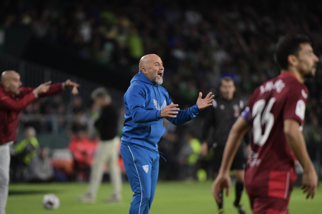 Sevilla'da kötü gidişatın ardından Jorge Sampaoli, Fenerbahçe maçının önemini vurguladı