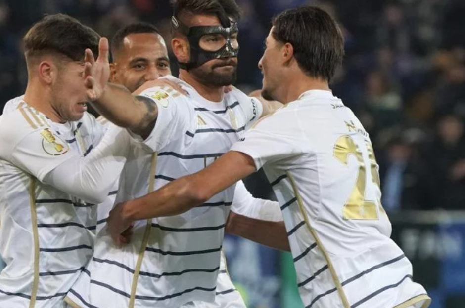 Bayern Münih'ten sonra Frankfurt'u da elediler! Almanya Kupası'nda peri masalı