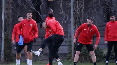 Gençlerbirliği'nde yeni transfer de idmanda