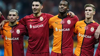 Galatasaray'da 2 futbolcuyla yollar ayrılabilir