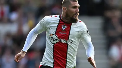 Beşiktaş'ın yeni transferi Lyanco, İstanbul'da