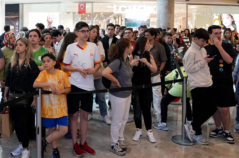 Muslera imza gününde taraftarlarla buluştu - 2