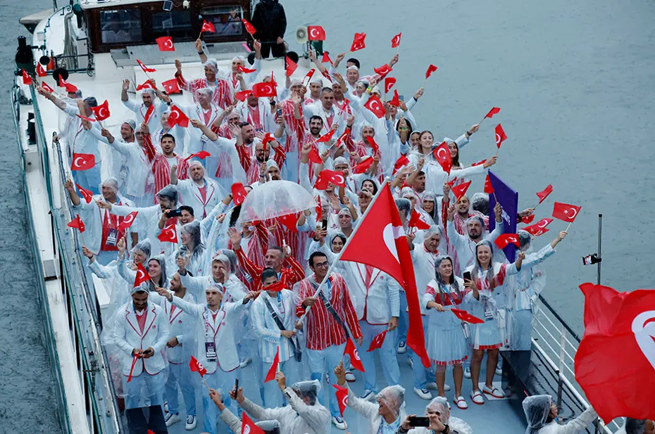 2024 Paris Olimpiyatları: Açılış töreninden kareler - 17